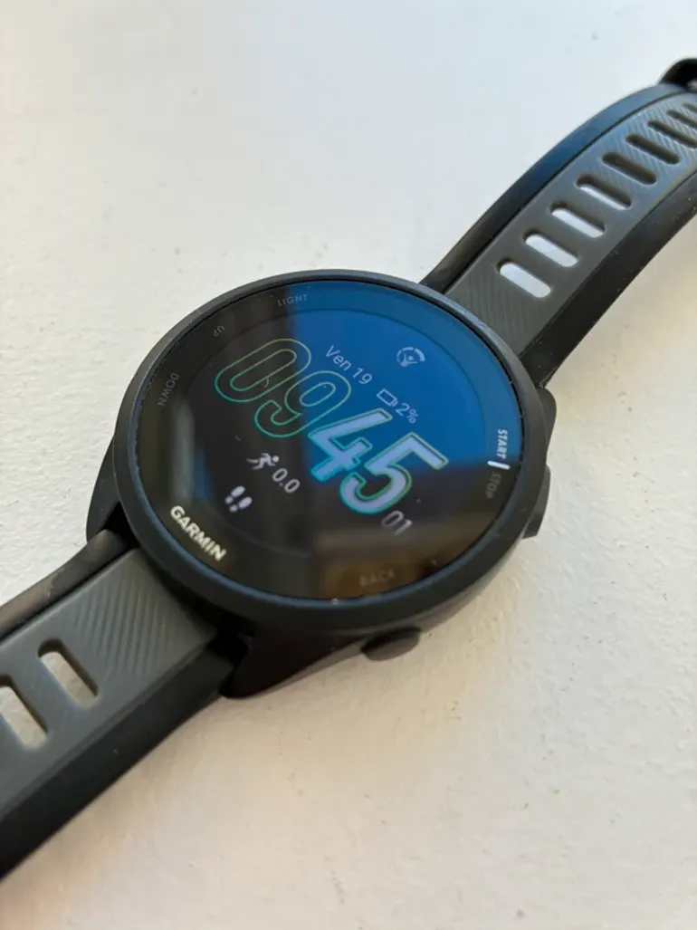 Used Garmin Forerunner 165 bike — image 1 of 3