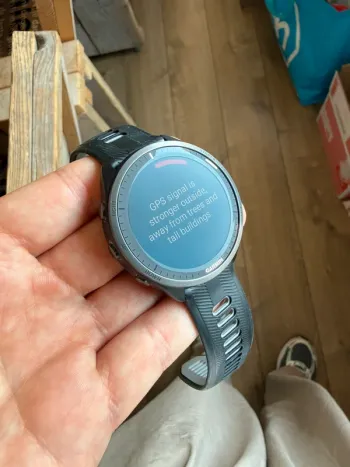 Used Garmin Forerunner 965 bike — image 3 of 10