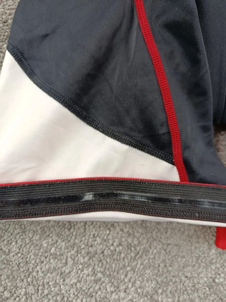Used BTWIN cuissard court velo homme taille xl -86 7369 cyclisme route respirant bike — image 2 of 5