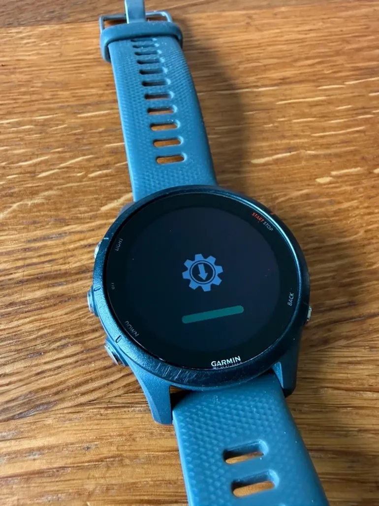 Used Garmin Forerunner 255 bike — image 3 of 4