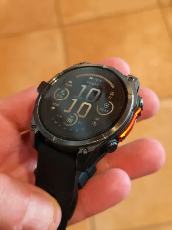 Used Garmin Fenix 8 bike — image 3 of 5