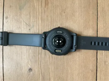 Used Garmin Venu 2S bike — image 3 of 5