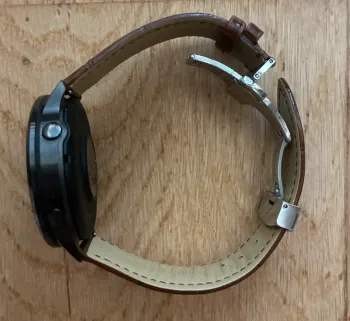 Used Garmin Venu 4 bike — image 5 of 5