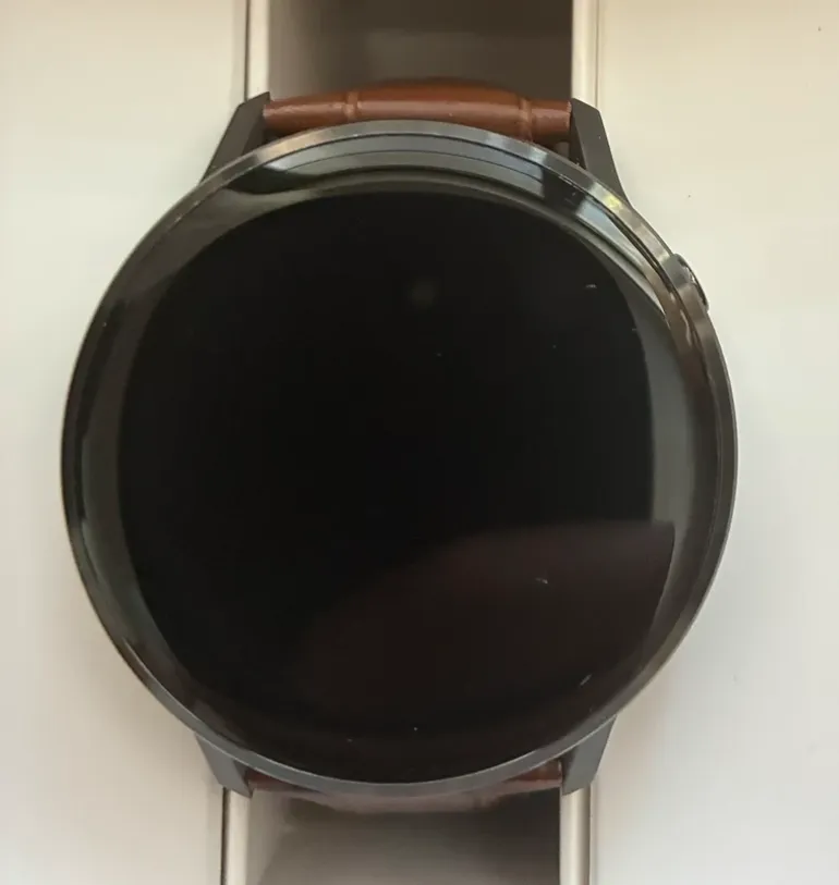 Used Garmin Venu 4 bike — image 4 of 5
