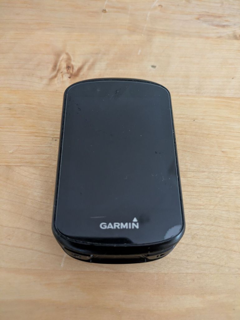Used Garmin Edge 530 GPS Cycling Computer bike — image 2 of 3