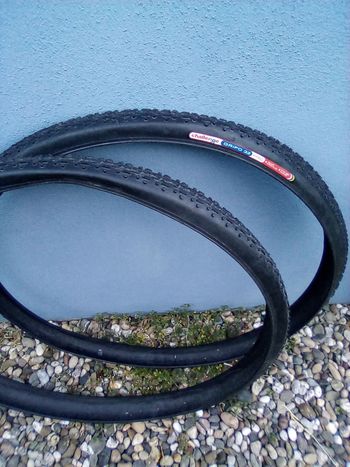 Used Challenge Grifo 32 Pro Cyclocross Tire bike