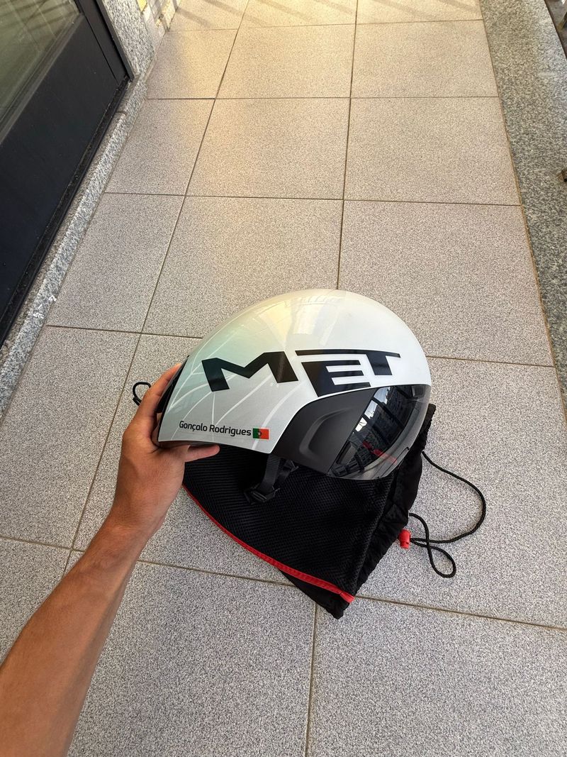 MET Codatronca Aero Helmet Cycling Accessories d'occasion