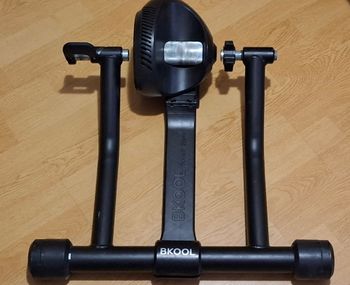 Gebrauchtes Bkool Rodillo 2015 bike — Bild 2 von 3
