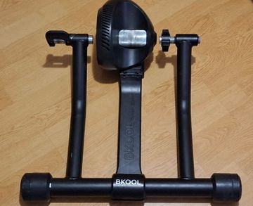 Used Bkool Rodillo 2015 bike — image 2 of 3