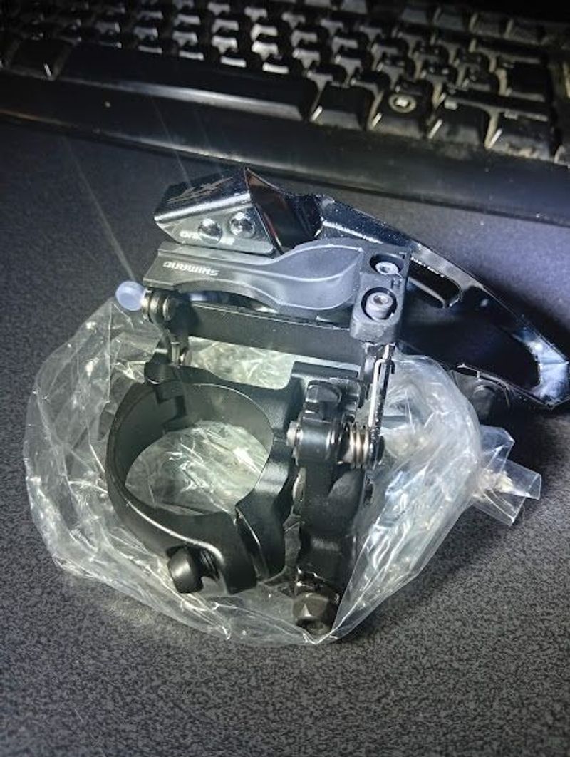 Brugt Shimano fd-t8000 bike — billede 4 af 6