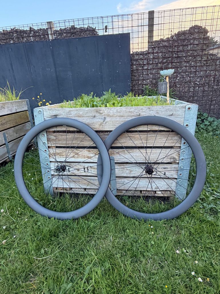 Used No brand wielset disc carbon 2026 bike — image 1 of 3