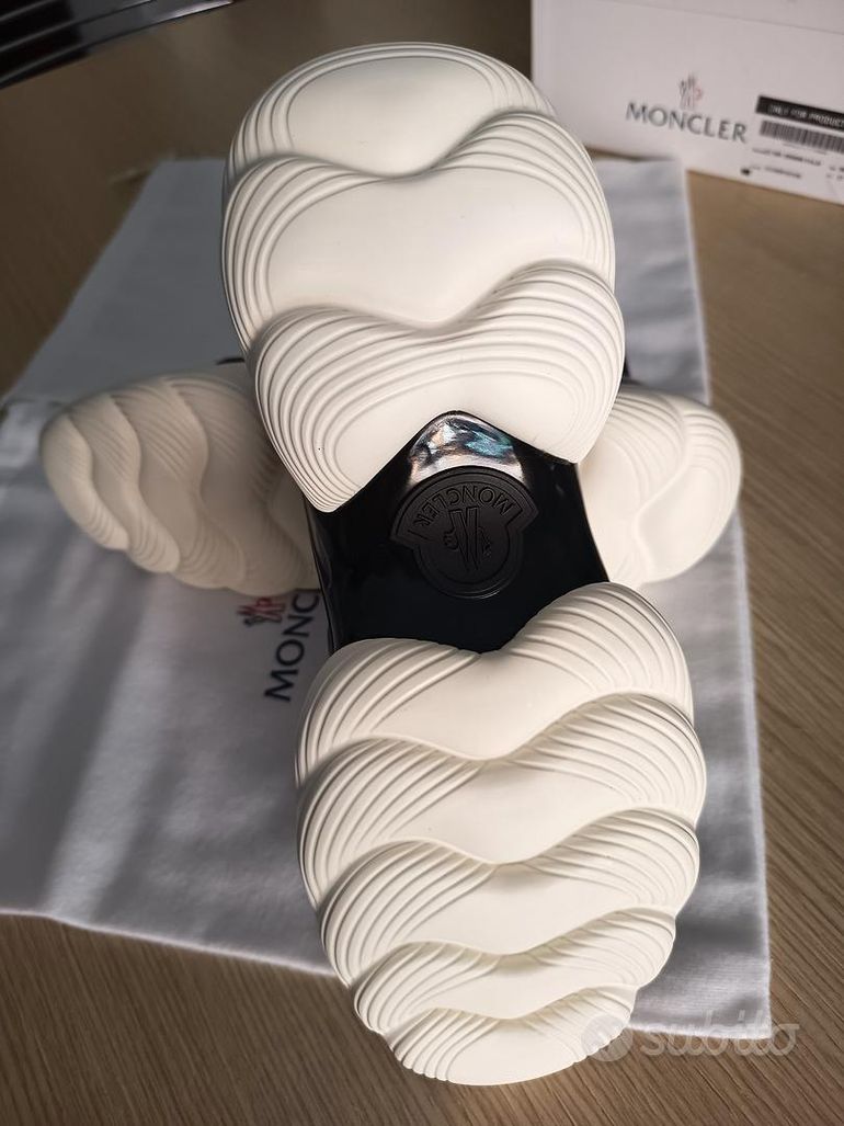 Tweedehands Moncler Sneakers da donna taglia 37 bike — afbeelding 5 van 6