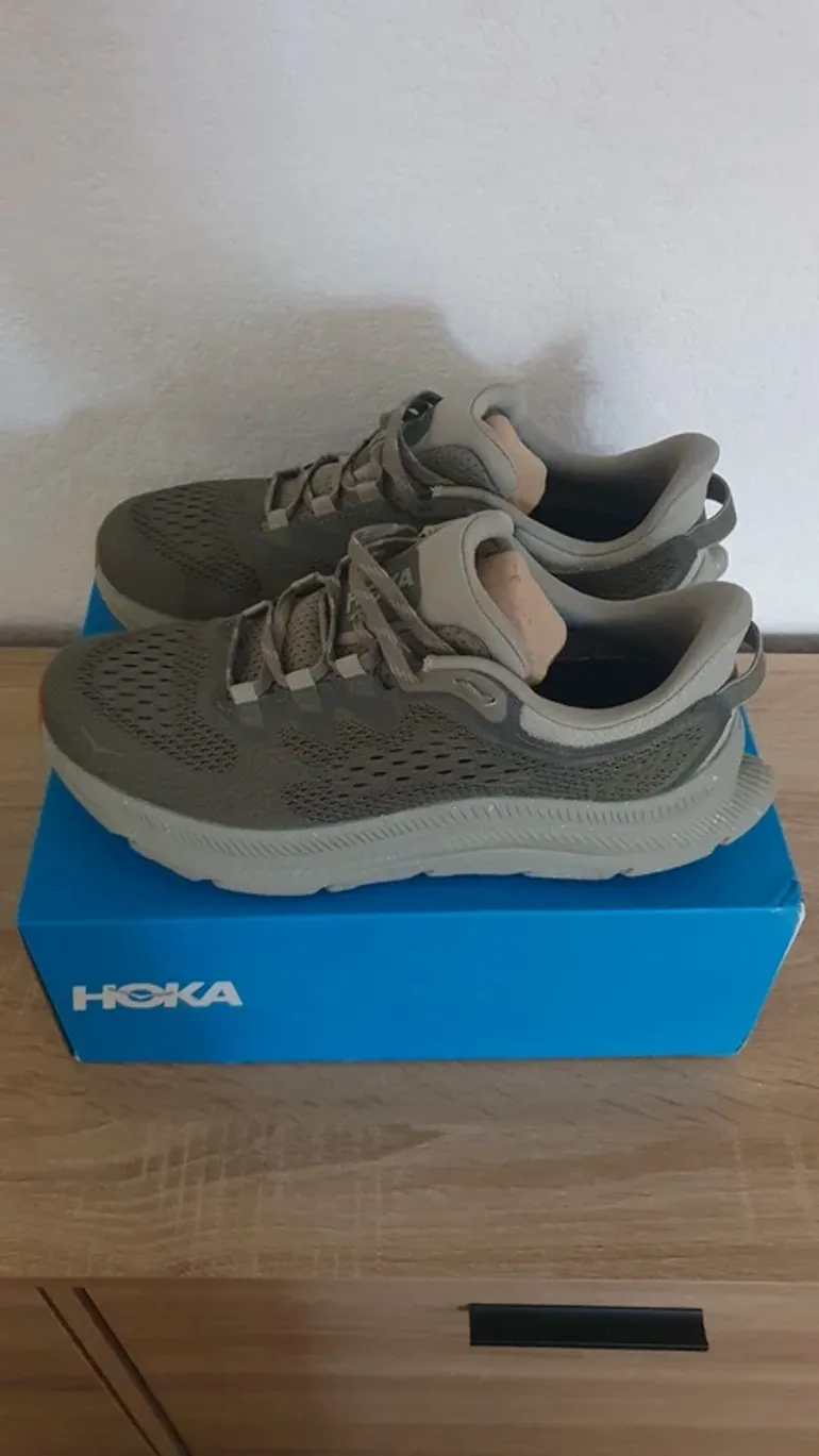 Used Hoka Kawana 2 bike — image 2 of 3