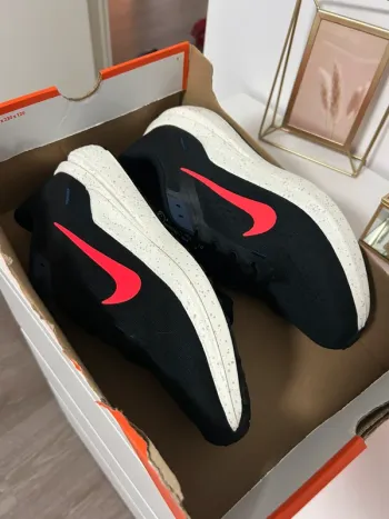 Used Nike Air Winflo 10 bike — image 4 of 5