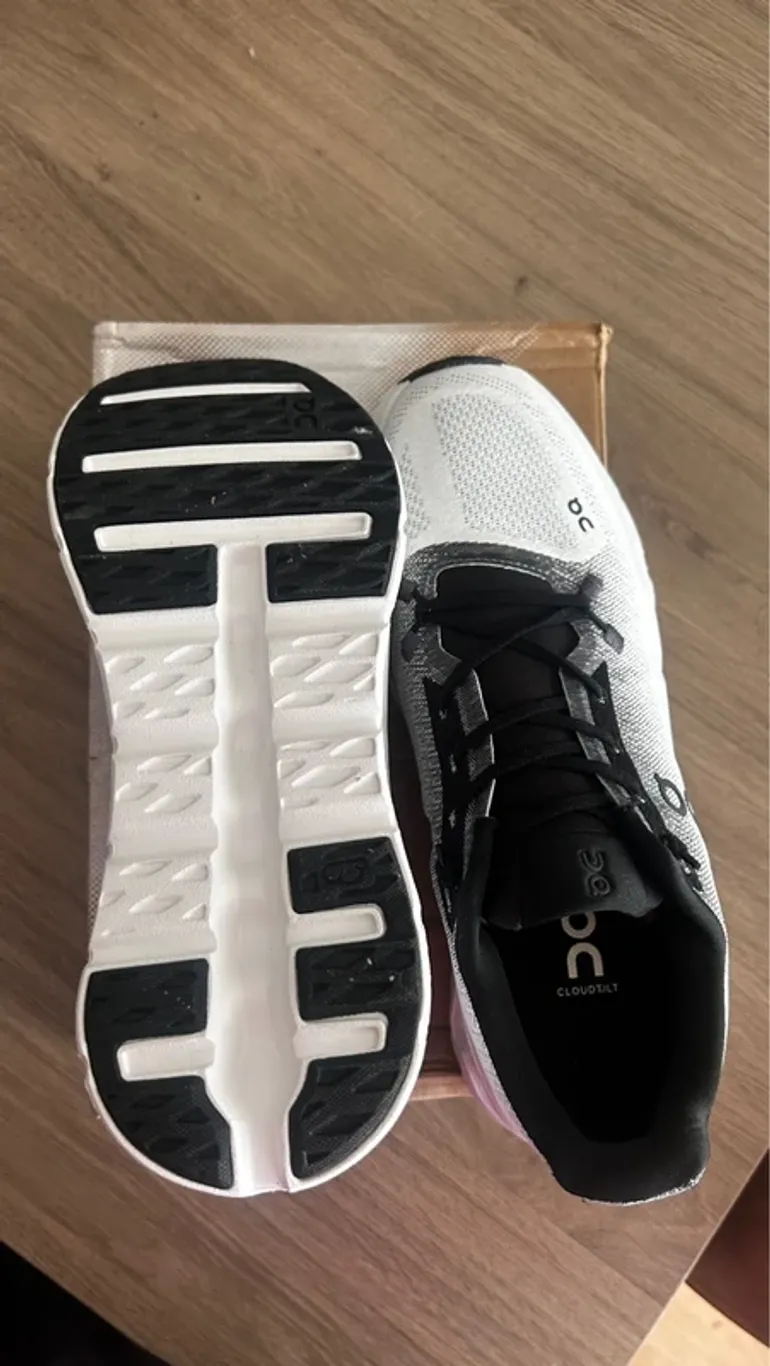 Tweedehands On Running Cloudtilt bike — afbeelding 8 van 13