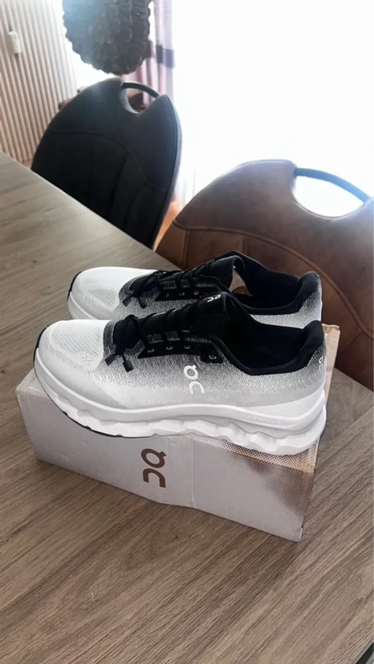 Tweedehands On Running Cloudtilt bike — afbeelding 3 van 13
