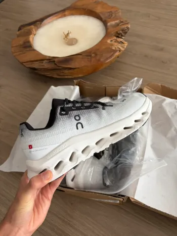 Tweedehands On Running Cloudtilt bike — afbeelding 10 van 13