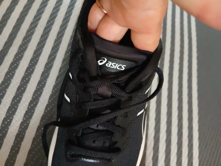 Used Asics GT-2000 bike — image 12 of 15
