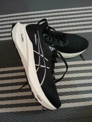 Käytetty Asics GT-2000 bike