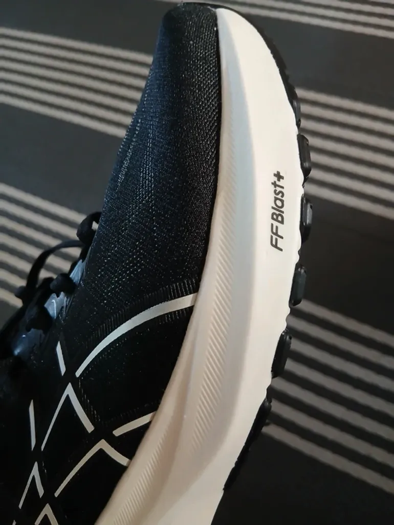 Used Asics GT-2000 bike — image 14 of 15