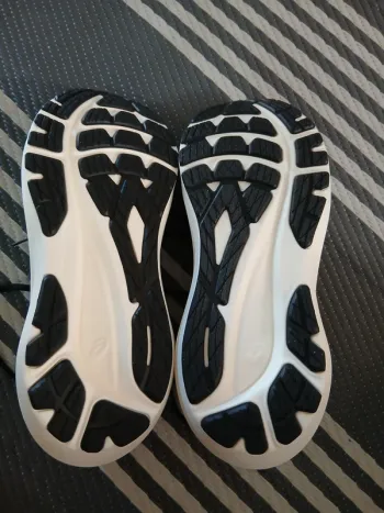 Used Asics GT-2000 bike — image 15 of 15