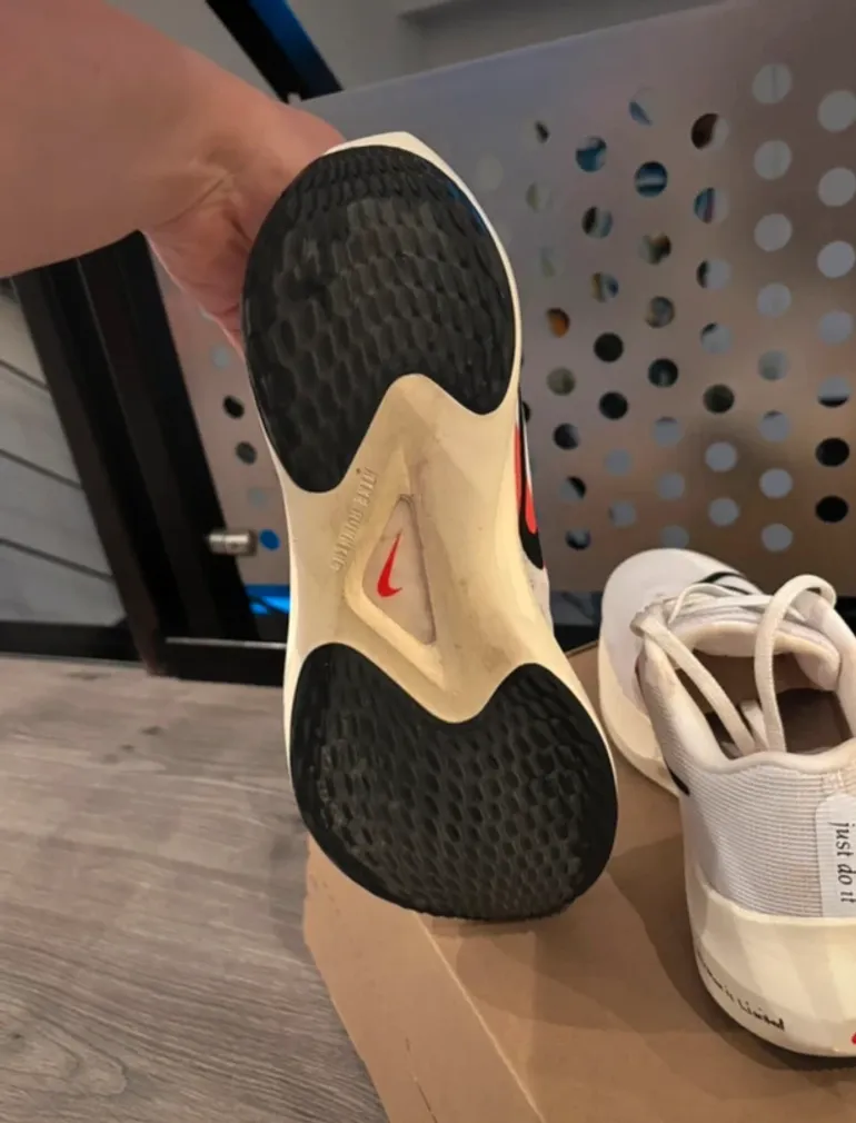Used Nike Zoom Fly 5 Ekiden bike — image 6 of 9