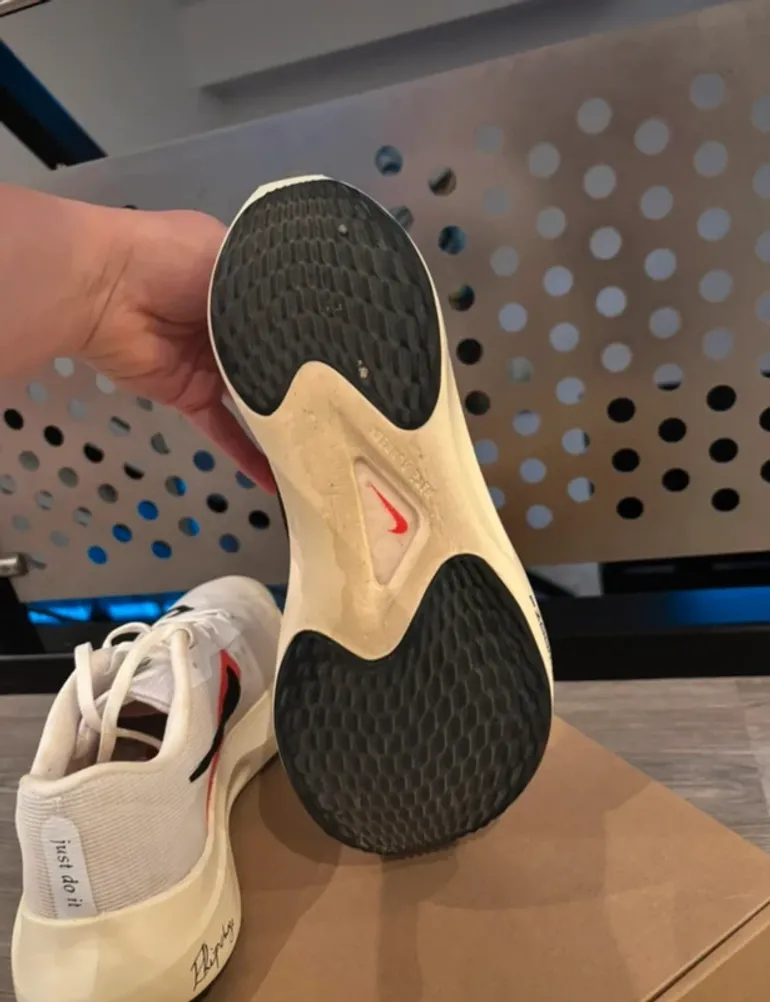 Used Nike Zoom Fly 5 Ekiden bike — image 9 of 9