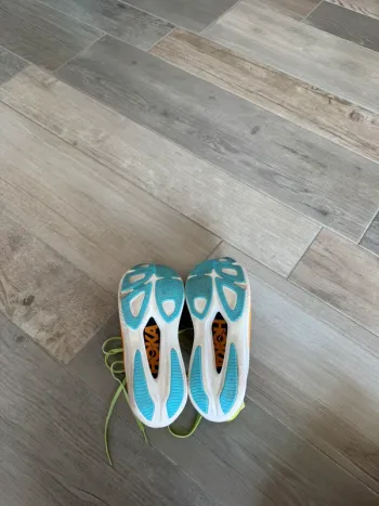 Used Hoka Rocket X2 bike — image 6 of 7