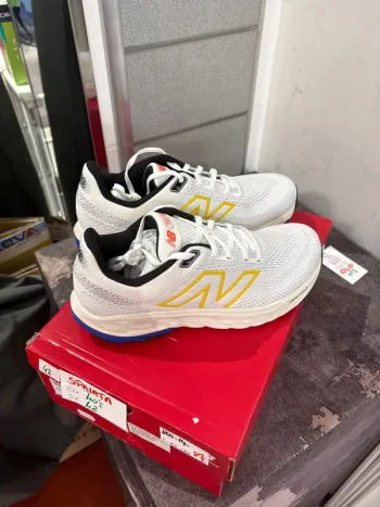 Used New Balance 860 v14 bike