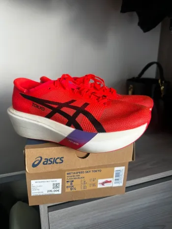 Käytetty Asics Metaspeed Sky Tokyo bike — kuva 2 / 5