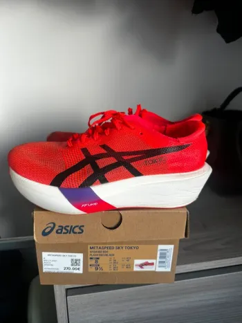 Used Asics Metaspeed Sky Tokyo bike