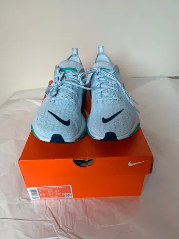 Used Nike ZoomX Invincible bike — image 3 of 4