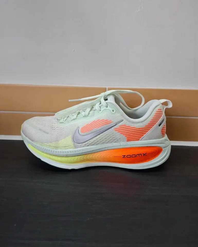 Brugt Nike Vomero 18 bike — billede 9 af 13