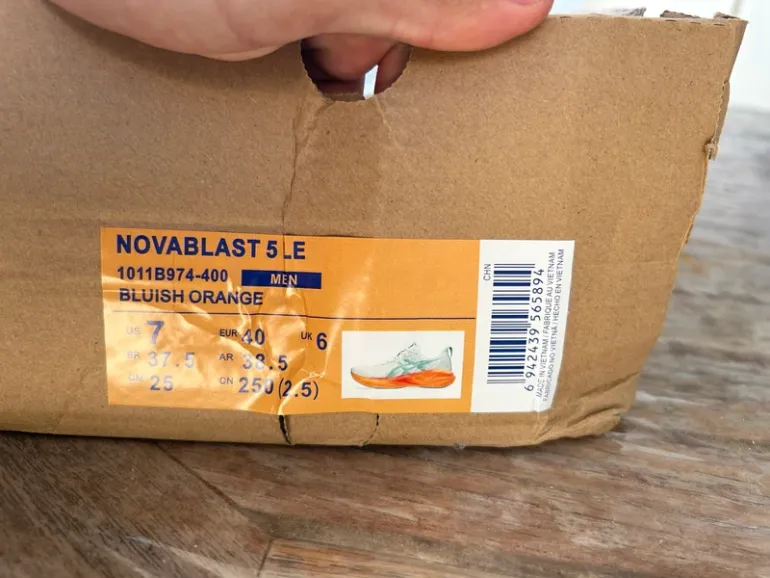 Used Asics Novablast 5 bike — image 4 of 8