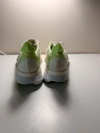 Used Adidas Adizero Boston 12 bike — image 4 of 6