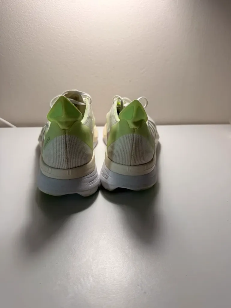 Used Adidas Adizero Boston 12 bike — image 4 of 6