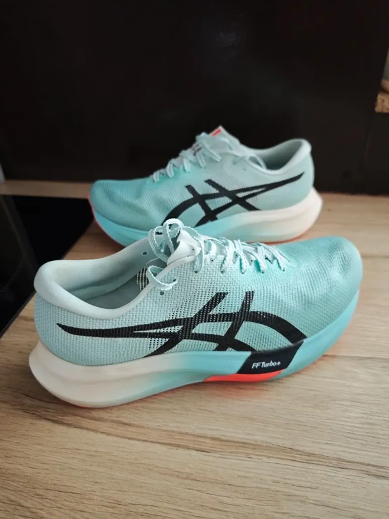 Used Asics Metaspeed Sky Paris bike — image 4 of 15