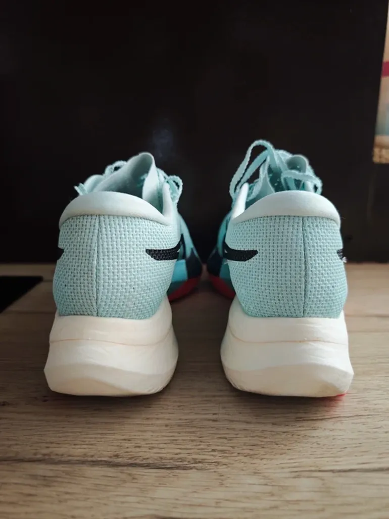 Used Asics Metaspeed Sky Paris bike — image 6 of 15