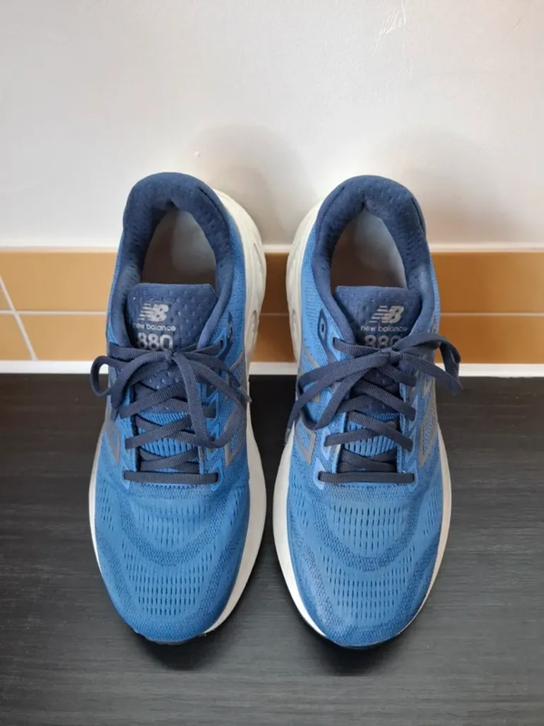 Used New Balance Fresh Foam X 880v15 bike — image 4 of 15