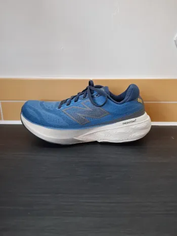 Used New Balance Fresh Foam X 880v15 bike — image 8 of 15