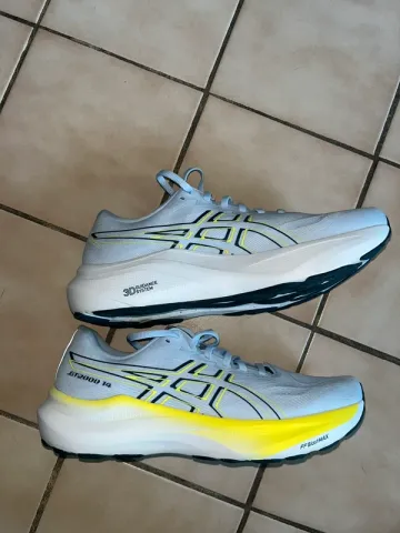 Asics GT 2000 14 bike usato — immagine 3 di 7
