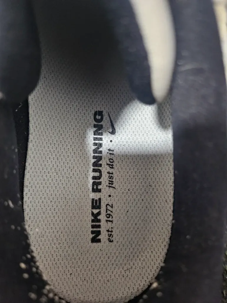 Used Nike Vomero 17 bike — image 8 of 10