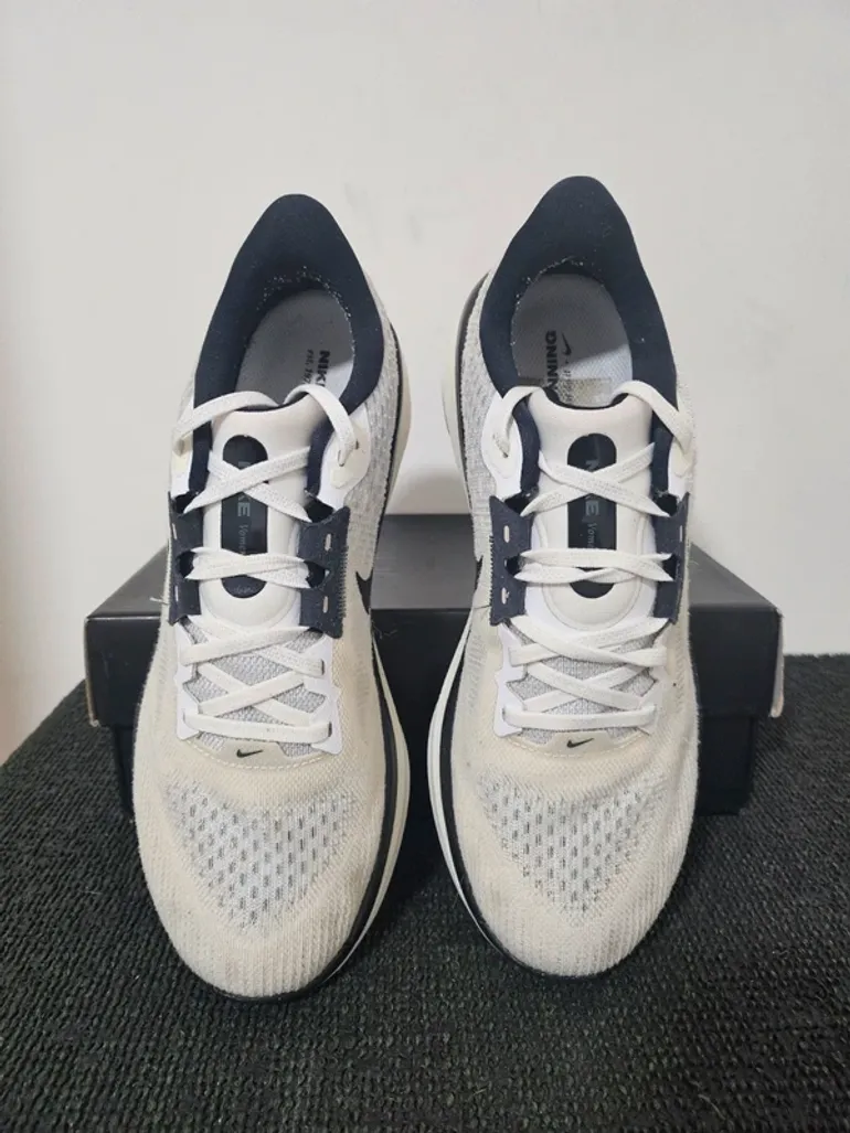 Used Nike Vomero 17 bike — image 3 of 10