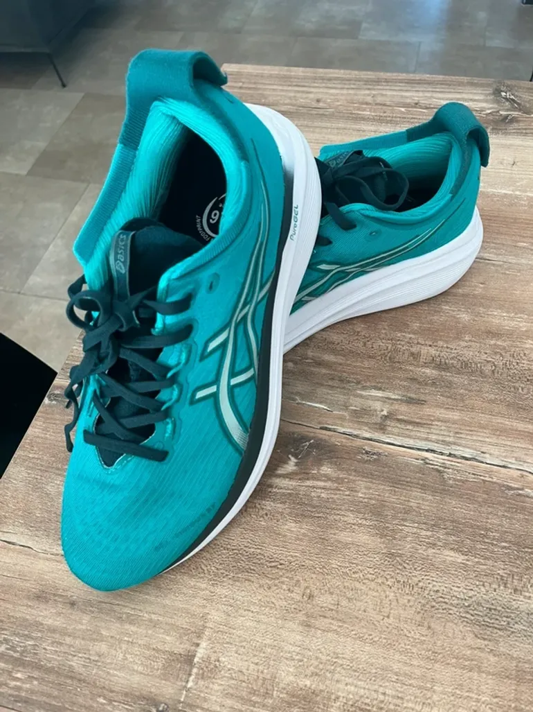 Gebrauchtes Asics Nimbus 27 bike — Bild 3 von 6