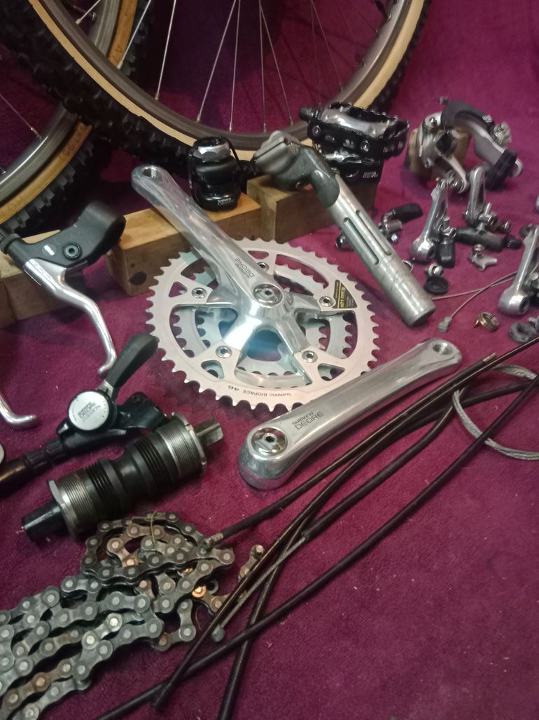 Used Shimano Deore anno mtb, mountain bike, vintageea 1990 bike — image 10 of 11