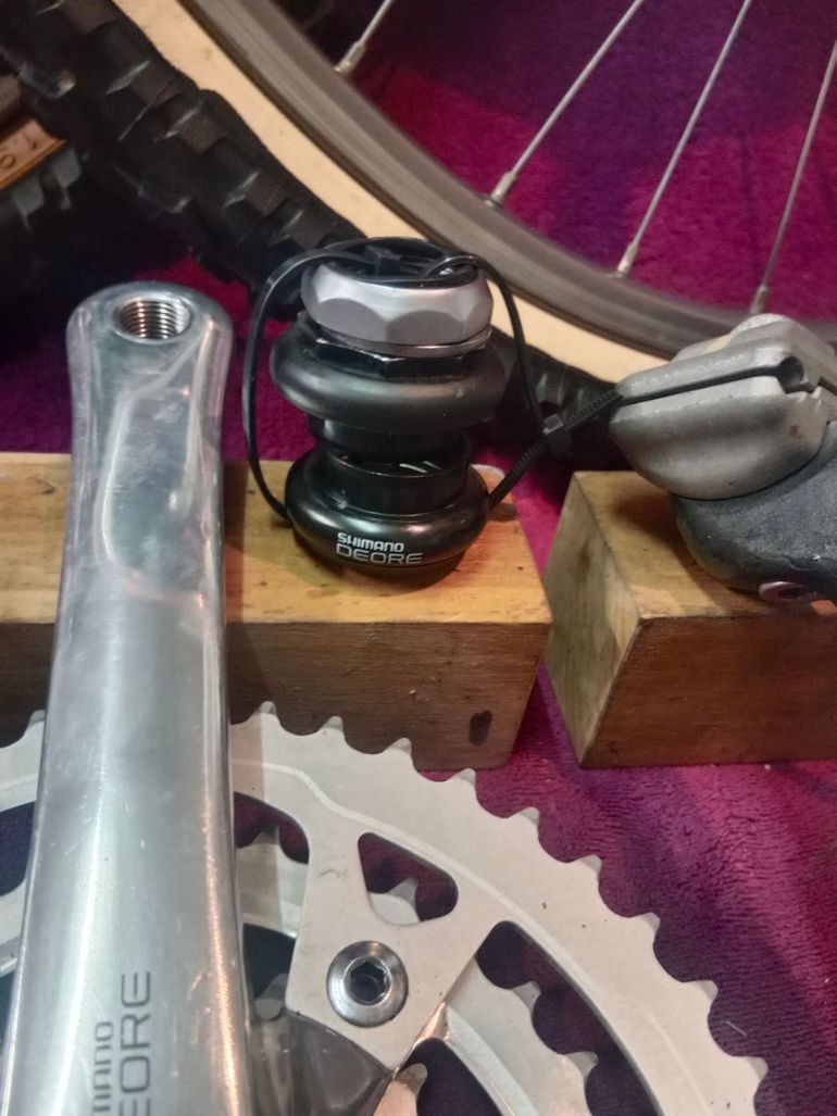 Used Shimano Deore anno mtb, mountain bike, vintageea 1990 bike — image 8 of 11