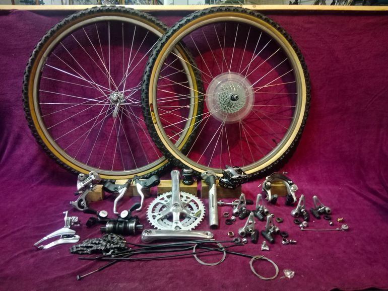 Used Shimano Deore anno mtb, mountain bike, vintageea 1990 bike — image 1 of 11