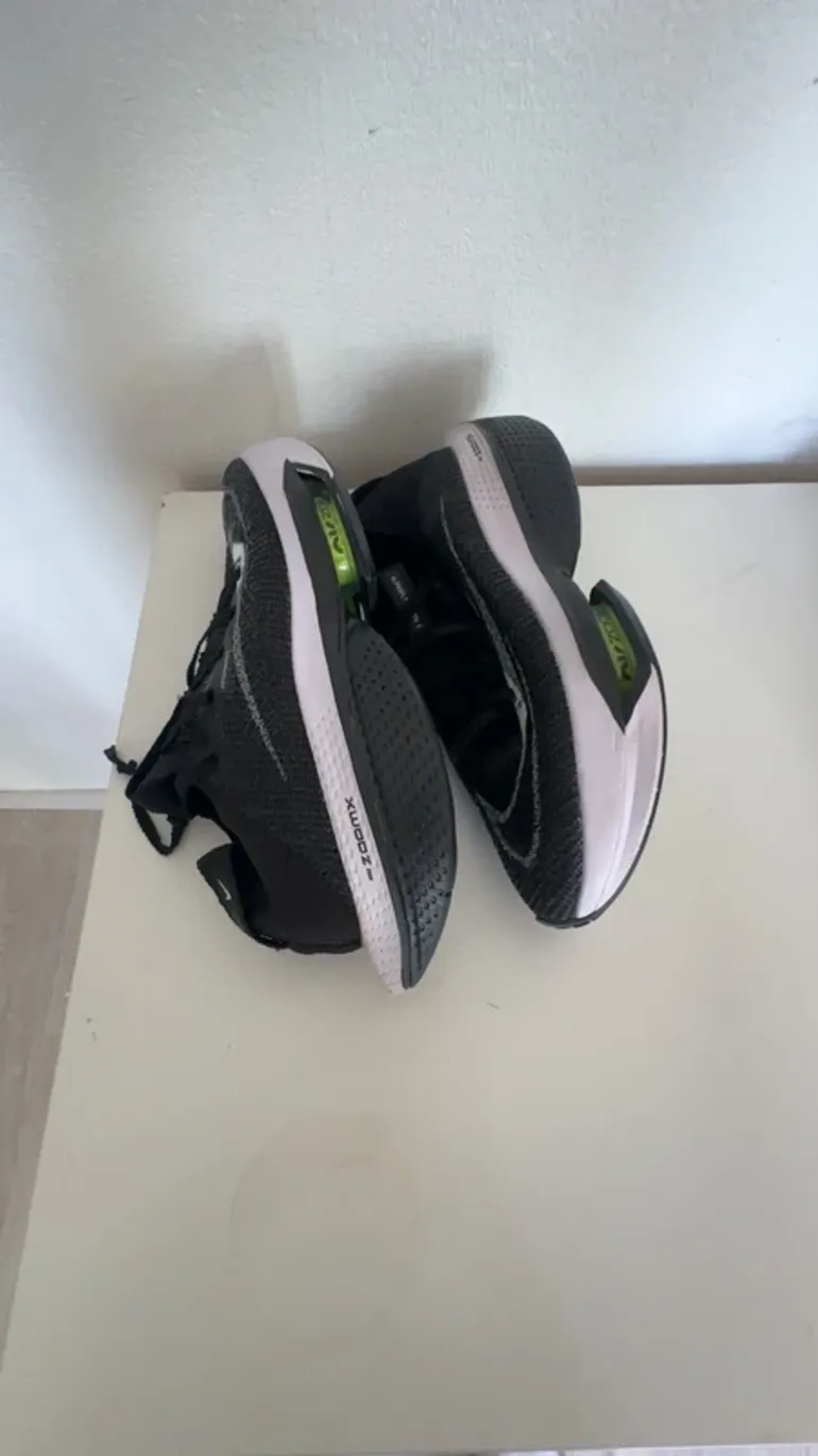 Käytetty Nike Air Zoom Alphafly Next% 2 bike — kuva 2 / 5