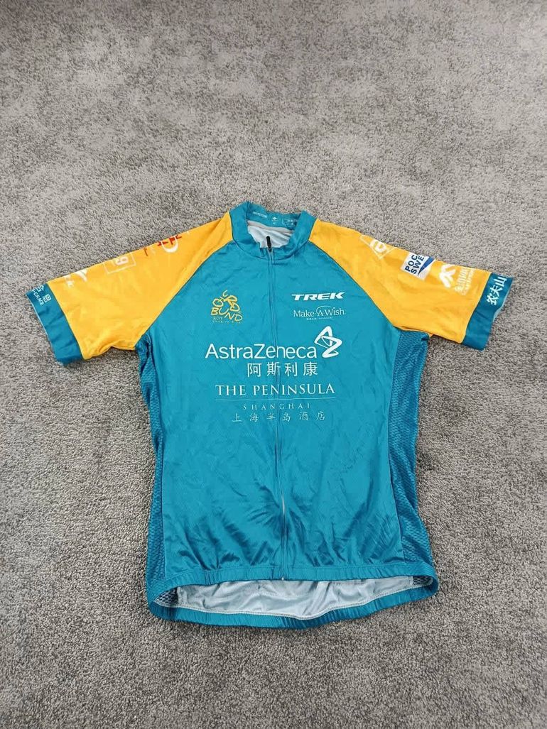 Used Santic maillot velo homme taille xl -39 6831 cyclisme route respirant astra zeneca bike — image 1 of 7