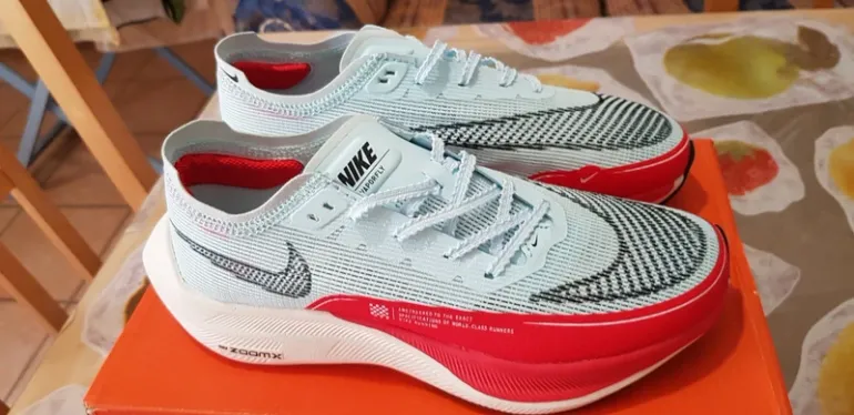 Used Nike ZoomX Vaporfly bike — image 1 of 6